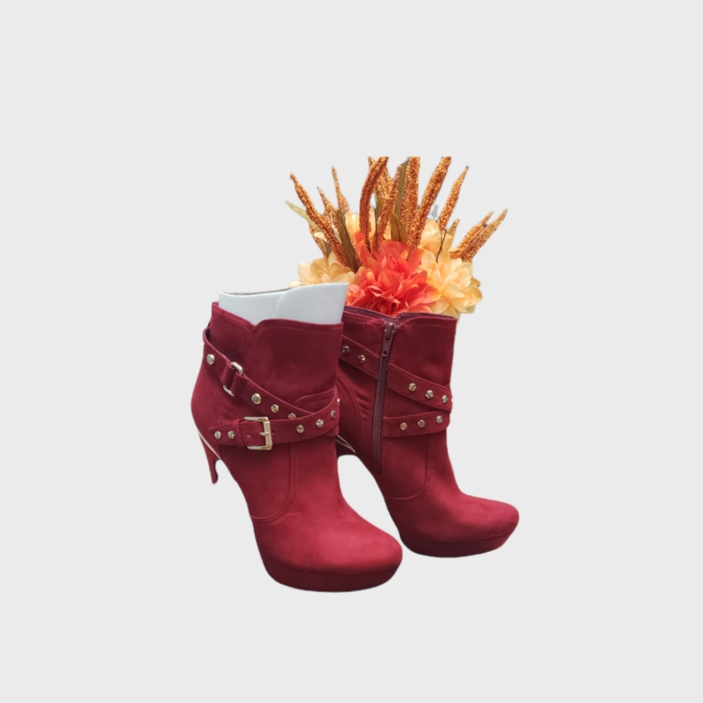 GBG size 9 Womens Platform Booties